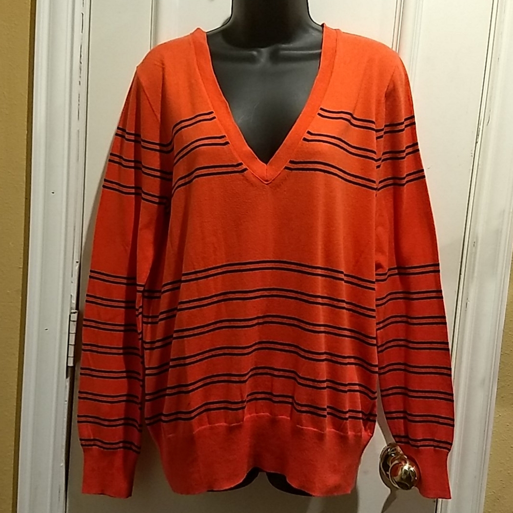 FINAL PRICE 🔥🧡.crew.sweater sz(L)🧡